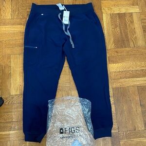 Brand new with tags FIGS womens navy blue Zimora 2.0 jogger pants size xl